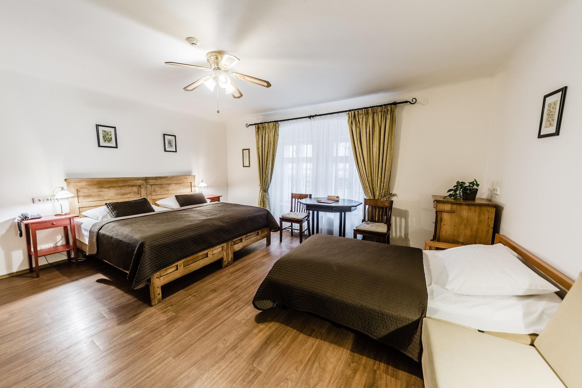 Archibald At The Charles Bridge Hotel Prague Ngoại thất bức ảnh